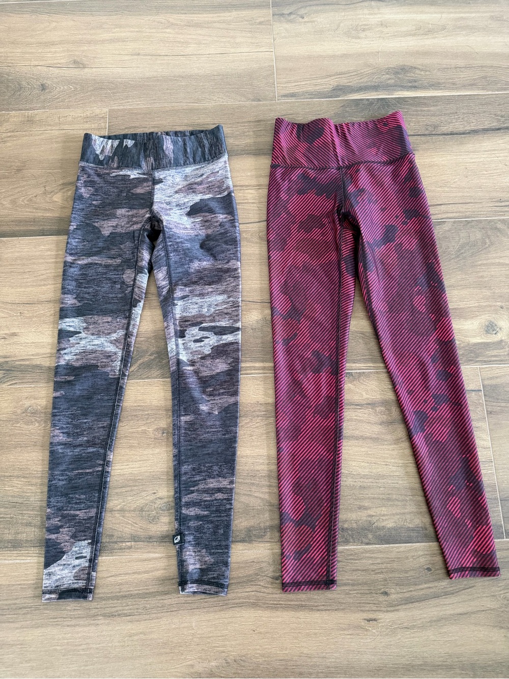 Bundle of 2 Terez Camo Print High Waisted Leggings